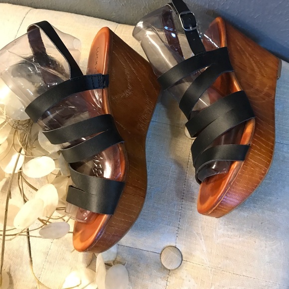 Lucky Brand Shoes - EUC Lucky Brand Strappy Wedges
